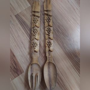 Vintage Hand Carved Wooden Spoon & Fork Set Salad Servers Grapes Leaves
